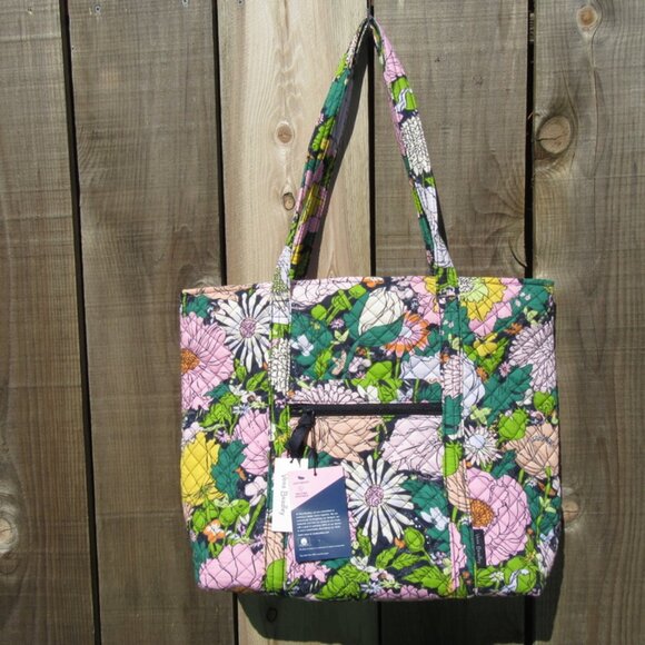 Vera Bradley Handbags - Brand New Vera Bradley Bloom Boom Quilted Cotton Fabric Tote Bag